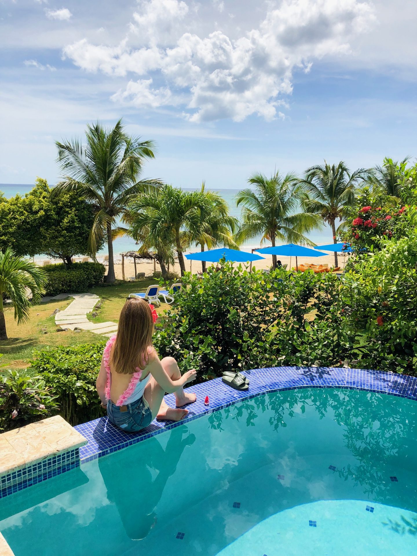 st lucia pool and beach
